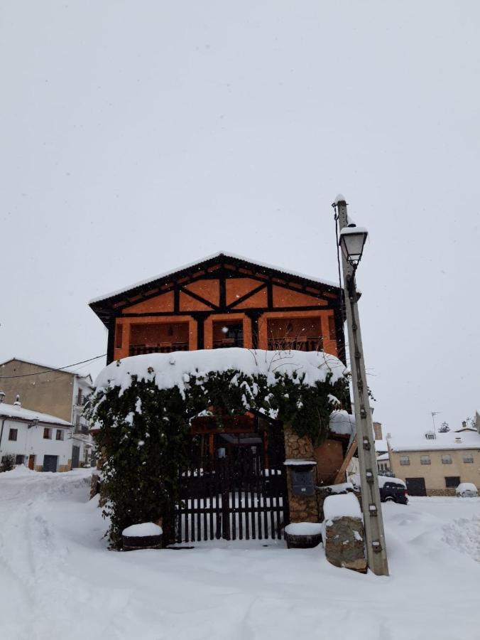 Hostal Restaurante Serrania Tragacete Esterno foto